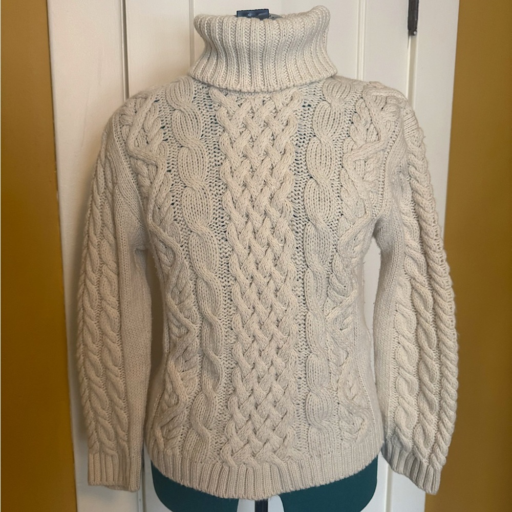 100% Wool Turtleneck Cable Knit Sweater
